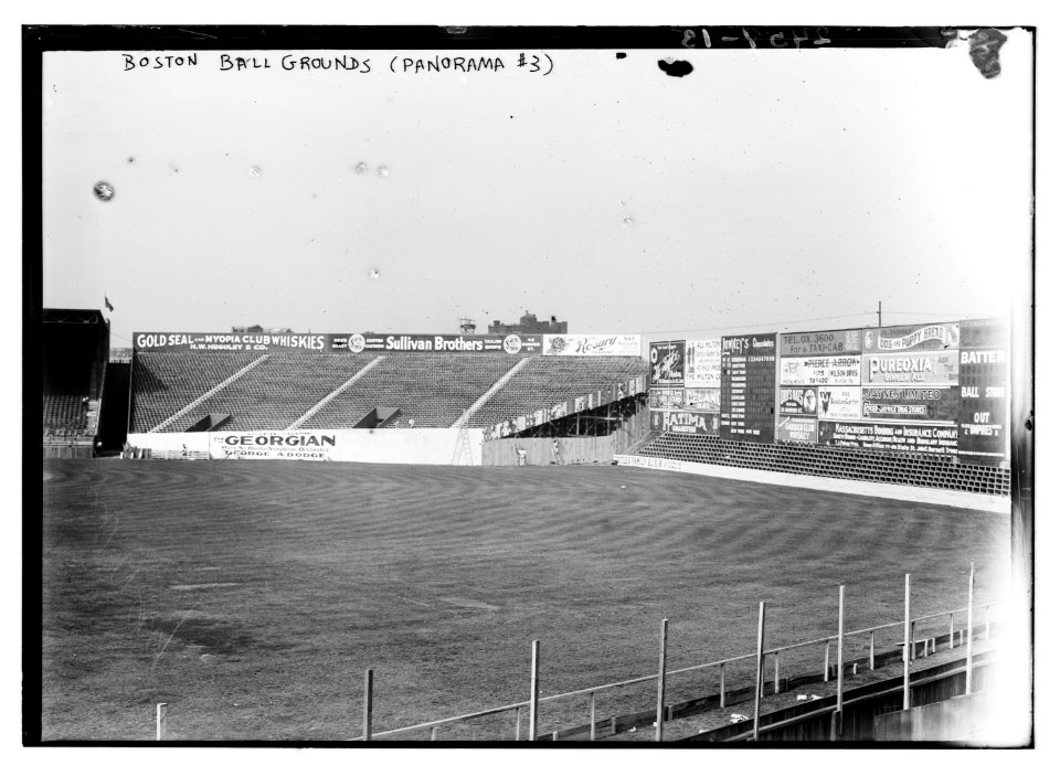 Boston ball grounds - 1912 (panorama -3), 9-28-12 LCCN2014690944