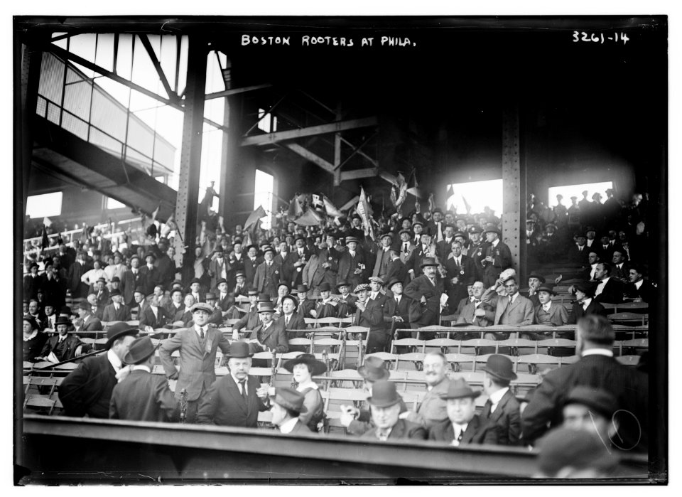 Boston rooters at Shibe Park, Philadelphia (baseball) LCCN2014697794