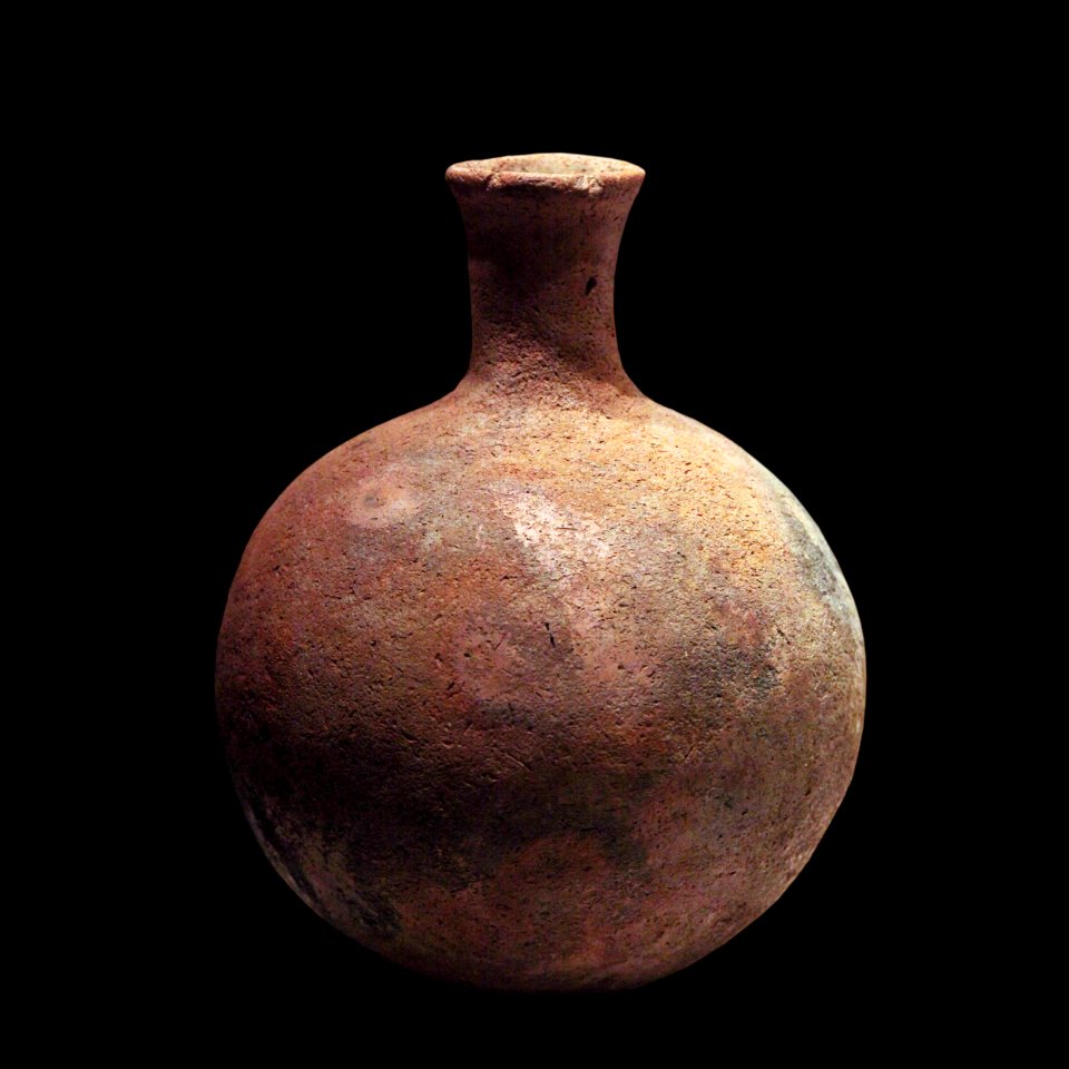 Bottle-MAHG A 1998-0188-IMG 1913-black