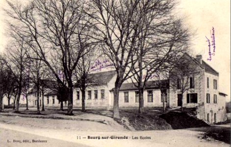 Bourg - Ecoles 5