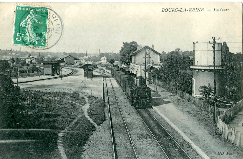 BOURG LA REINE - La gare