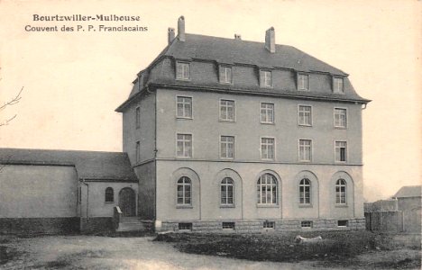 Bourtzwiller couvent des PP franciscains