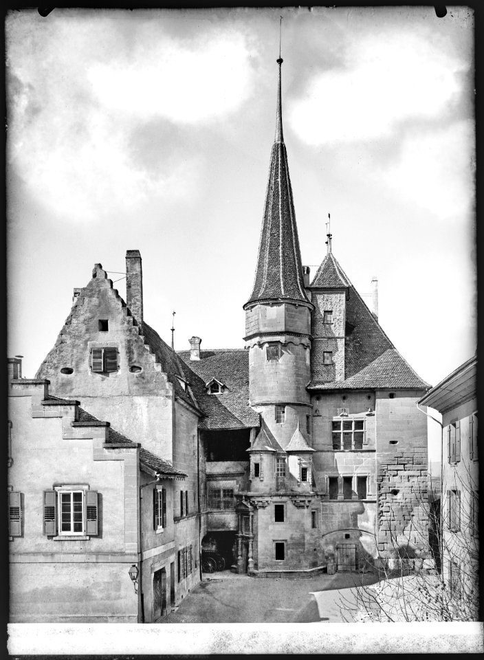 CH-NB - Avenches, Château, vue partielle - Collection Max van Berchem - EAD-7169