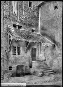 CH-NB - Avenches, Tour, Façade, vue partielle - Collection Max van Berchem - EAD-7177
