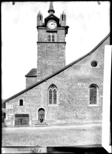 CH-NB - Avenches, Église, Façade, vue partielle - Collection Max van Berchem - EAD-7182