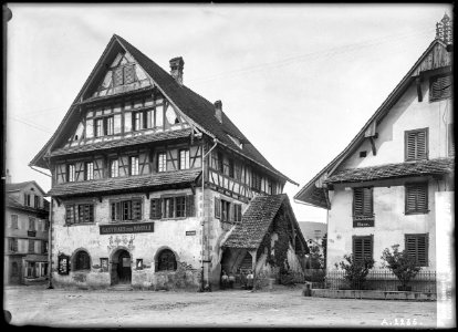 CH-NB - Baar, Gasthaus zum Rössli, vue d'ensemble extérieure - Collection Max van Berchem - EAD-6798