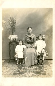 Boutain portrait femme enfants