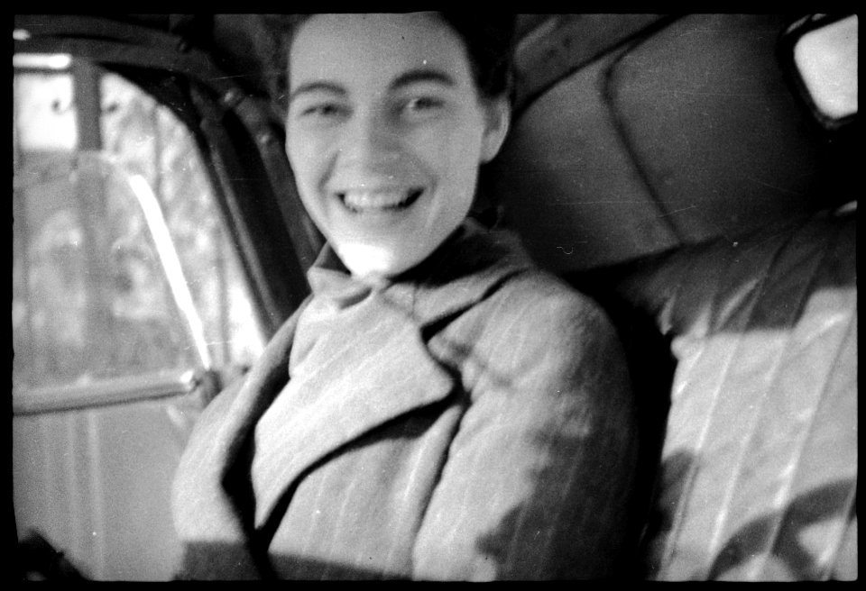 CH-NB - Barbara Hamilton-Wright (Lokalisierung unsicher, gehört sehr wahrscheinlich nicht in die Serie AS-06) - Annemarie Schwarzenbach - SLA-Schwarzenbach-A-5-06-194