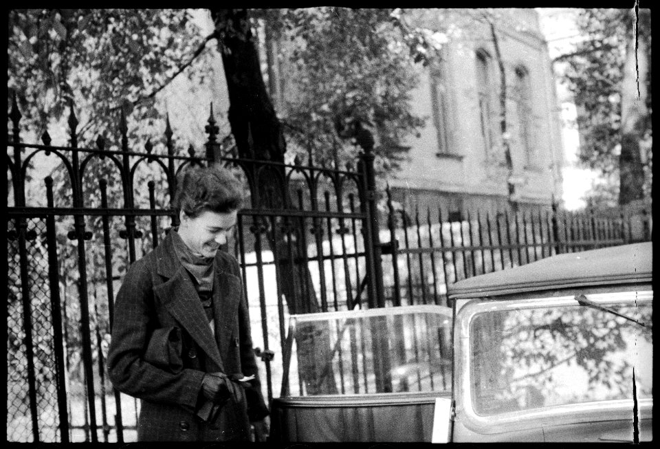 CH-NB - Barbara Hamilton-Wright (Lokalisierung unsicher, gehört sehr wahrscheinlich nicht in die Serie AS-06) - Annemarie Schwarzenbach - SLA-Schwarzenbach-A-5-06-201