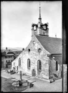 CH-NB - Avenches, Église, Façade, vue partielle - Collection Max van Berchem - EAD-7181