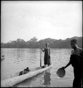 CH-NB - Belgisch-Kongo, Fluss Mongala- Alltagsszene - Annemarie Schwarzenbach - SLA-Schwarzenbach-A-5-25-074