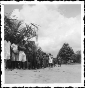 CH-NB - Belgisch-Kongo, Molanda (Malanda)- Menschen (Lokalisierung unsicher) - Annemarie Schwarzenbach - SLA-Schwarzenbach-A-5-26-097
