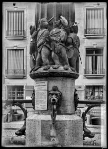 CH-NB - Bern, Kindlifresserbrunnen, vue partielle - Collection Max van Berchem - EAD-6619