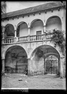 CH-NB - Brig, Stockalperschloss, Hof, vue partielle - Collection Max van Berchem - EAD-7596