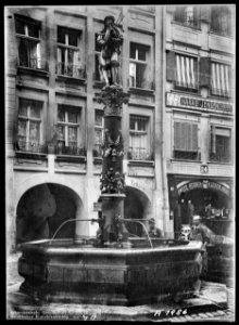CH-NB - Bern, Pfeiferbrunnen, vue d'ensemble - Collection Max van Berchem - EAD-6599