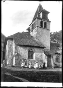 CH-NB - Bursins, Église, vue partielle extérieure - Collection Max van Berchem - EAD-7197