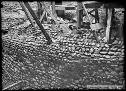 CH-NB - Chillon, Château, Mur d'enceinte, vue partielle - Collection Max van Berchem - EAD-9384