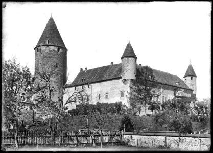CH-NB - Bulle, Château, vue d'ensemble extérieure - Collection Max van Berchem - EAD-6904