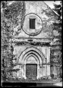 CH-NB - Chéserex, Ancienne Abbaye de Bonmont, Portail, vue d'ensemble - Collection Max van Berchem - EAD-7229