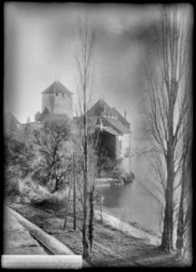 CH-NB - Chillon, Château, vue partielle - Collection Max van Berchem - EAD-9372