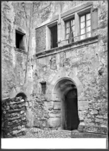 CH-NB - Cully, Maison, Façade, vue partielle - Collection Max van Berchem - EAD-9414