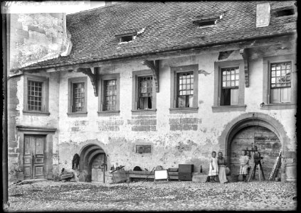 CH-NB - Duillier, Château de Duillier, vue partielle extérieure - Collection Max van Berchem - EAD-7250