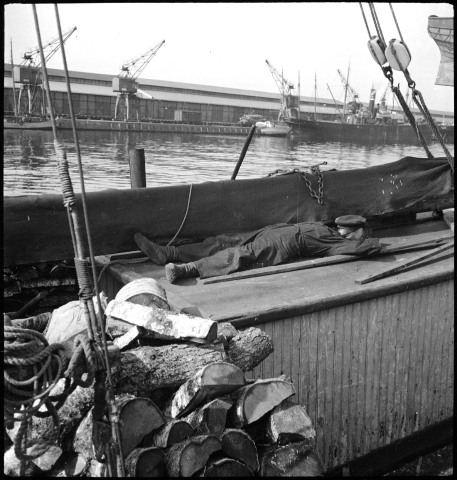 CH-NB - Estland, Tallinn (Reval)- Hafenarbeiter - Annemarie Schwarzenbach - SLA-Schwarzenbach-A-5-16-047