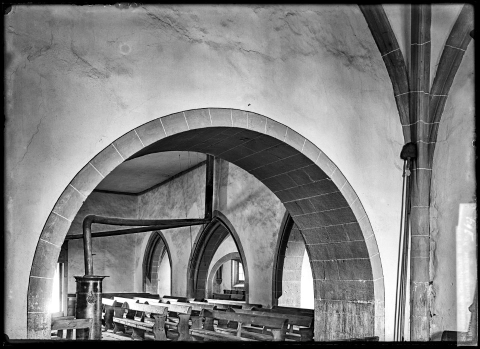 CH-NB - Commugny, Église Saint-Christophe, vue partielle intérieure - Collection Max van Berchem - EAD-7214