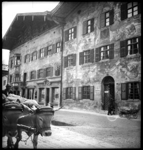 CH-NB - Deutschland, Mittenwald- Häuser - Annemarie Schwarzenbach - SLA-Schwarzenbach-A-5-18-045