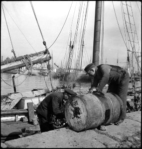 CH-NB - Estland, Tallinn (Reval)- Hafenarbeiter - Annemarie Schwarzenbach - SLA-Schwarzenbach-A-5-16-046