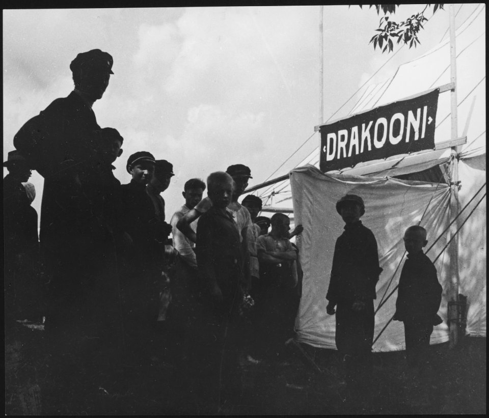 CH-NB - Estland, Petseri (Pechory)- Zirkus - Annemarie Schwarzenbach - SLA-Schwarzenbach-A-5-16-110
