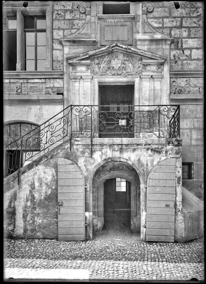 CH-NB - Genève, Collège Calvin, Escalier, vue partielle - Collection Max van Berchem - EAD-8725