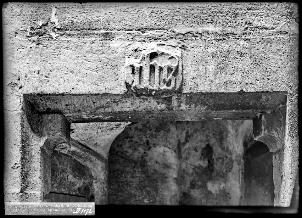 CH-NB - Genève, Chapiteau d'une porte, vue partielle - Collection Max van Berchem - EAD-8701
