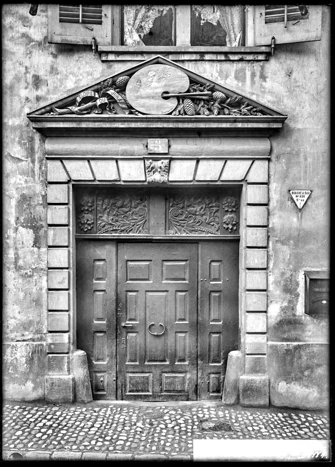 CH-NB - Genève, Maison, Porte d'entrée, vue partielle - Collection Max van Berchem - EAD-8713