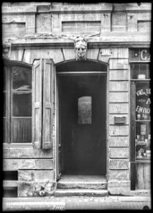 CH-NB - Genève, Maison, Porte, vue d'ensemble - Collection Max van Berchem - EAD-8692