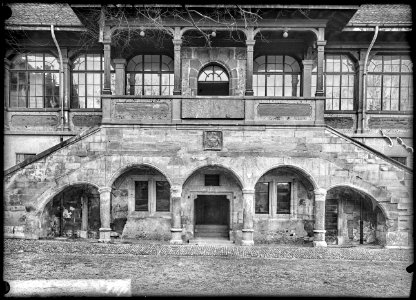 CH-NB - Genève, Collège Calvin, Façade, vue partielle - Collection Max van Berchem - EAD-8719
