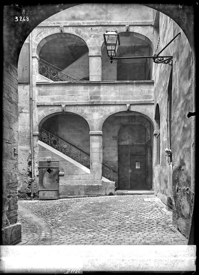 CH-NB - Genève, Maison Saladin, Cour, vue partielle - Collection Max van Berchem - EAD-8680