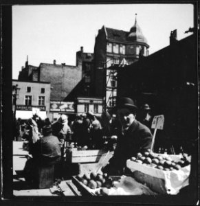 CH-NB - Freie Stadt Danzig, Danzig (Gdansk)- Strassenszene (Lokalisierung unsicher) - Annemarie Schwarzenbach - SLA-Schwarzenbach-A-5-13-050