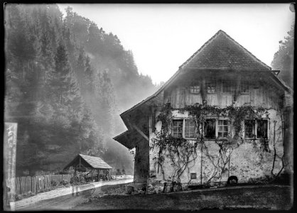 CH-NB - Fribourg, Maison, vue partielle extérieure - Collection Max van Berchem - EAD-6849