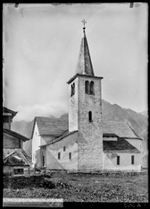CH-NB - Grächen, Kirche, vue d'ensemble extérieure - Collection Max van Berchem - EAD-7606