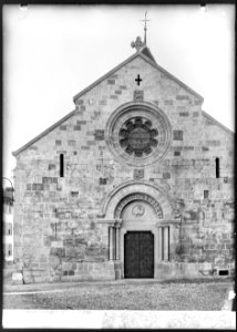 CH-NB - Grandson, Eglise réformée Saint-Jean-Baptiste, vue partielle extérieure - Collection Max van Berchem - EAD-7262