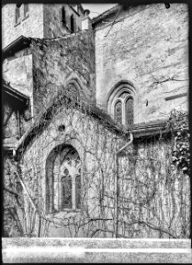 CH-NB - Grandson, Eglise réformée Saint-Jean-Baptiste, vue partielle extérieure - Collection Max van Berchem - EAD-7265
