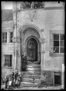 CH-NB - Moudon, Maison des Etats de Vaud, Façade, vue partielle - Collection Max van Berchem - EAD-7380