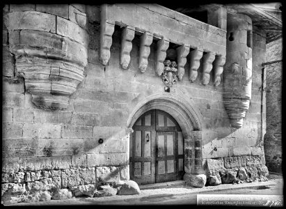 CH-NB - Lutry, Château de Lutry, vue partielle extérieure - Collection Max van Berchem - EAD-7328