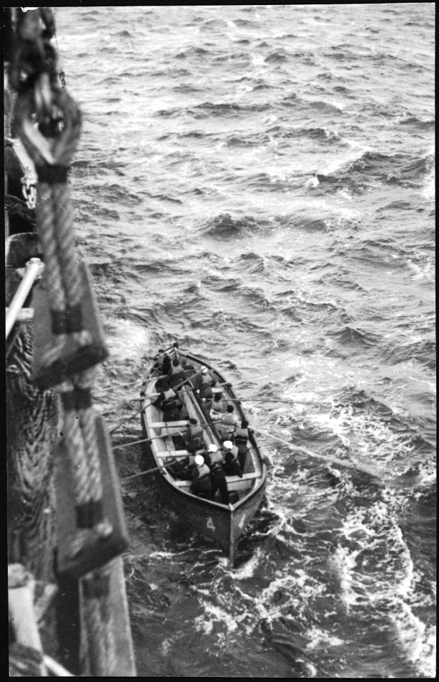 CH-NB - Mittelmeer, 75 km SW von Toulon- Brand der Orazio - Annemarie Schwarzenbach - SLA-Schwarzenbach-A-5-23-168