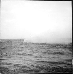 CH-NB - Mittelmeer, 75 km SW von Toulon- Brand der Orazio - Annemarie Schwarzenbach - SLA-Schwarzenbach-A-5-23-173