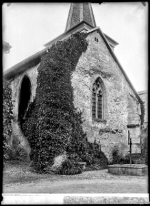 CH-NB - Perroy, Eglise, vue partielle extérieure - Collection Max van Berchem - EAD-7444