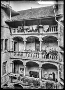 CH-NB - Morges, Maison de la laiterie, vue partielle extérierue - Collection Max van Berchem - EAD-7365