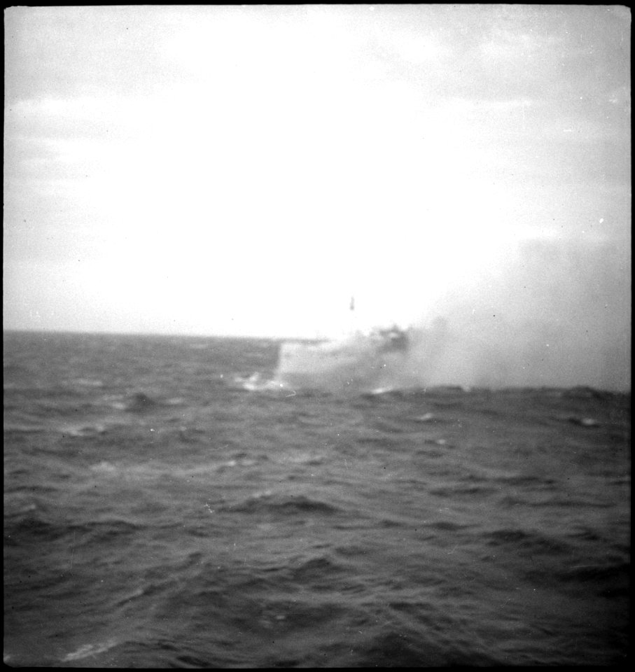 CH-NB - Mittelmeer, 75 km SW von Toulon- Brand der Orazio - Annemarie Schwarzenbach - SLA-Schwarzenbach-A-5-23-167