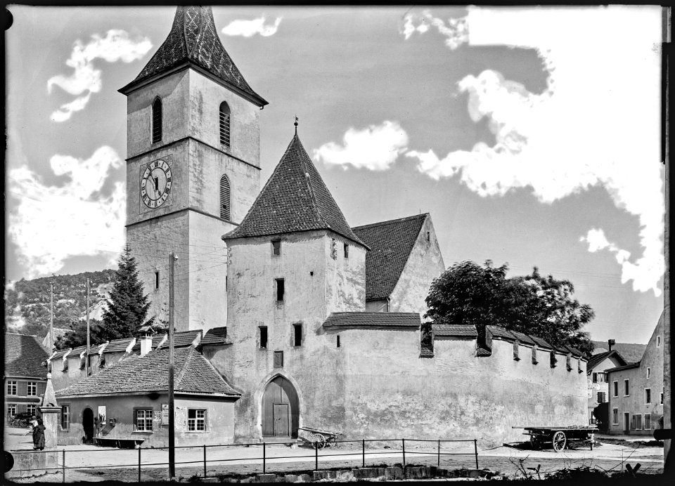 CH-NB - Muttenz, Wehrkirche St. Arbogast, vue partielle - Collection Max van Berchem - EAD-6964